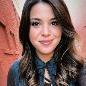 Meet your Posher, Jenna